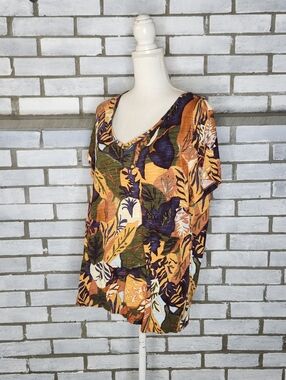 • L.L. Bean Signature Women’s Short Sleeve Leaf Print T-Shirt Large Multicolor